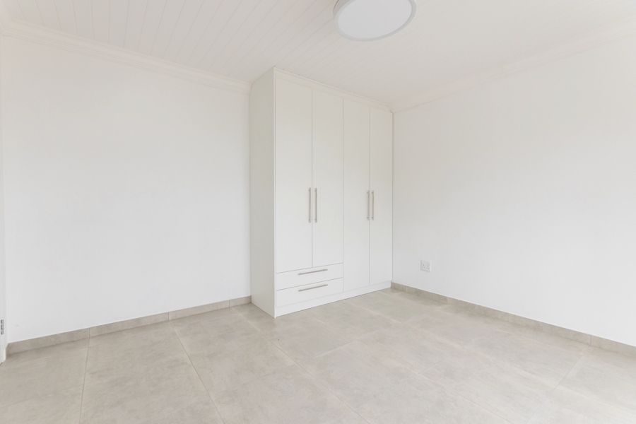 3 Bedroom Property for Sale in Brittania Beach Estate Western Cape